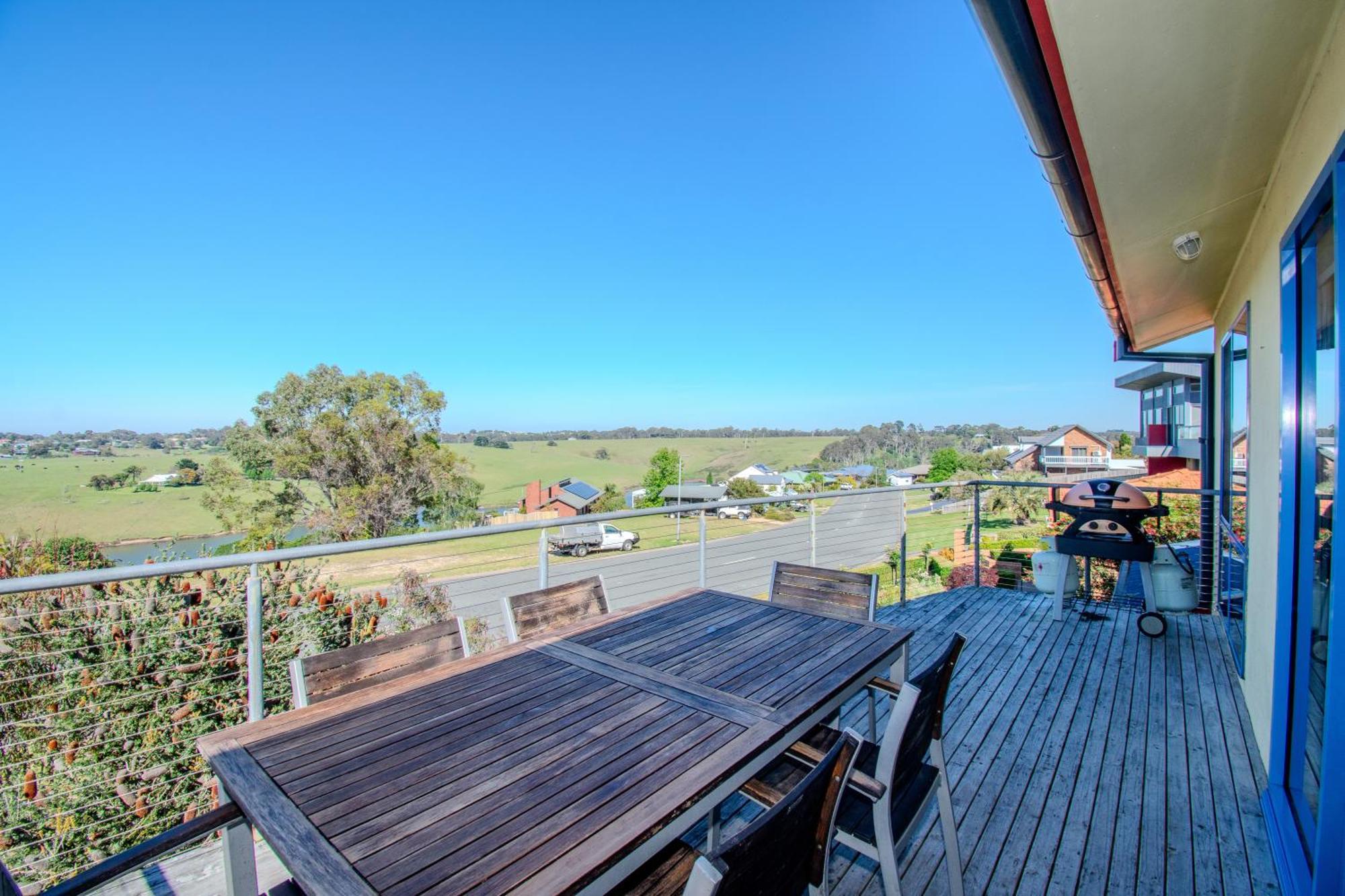 Banksia Waters Holiday home